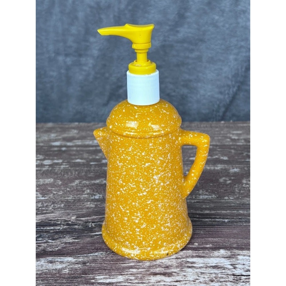 Vintage Avon Country Style Yellow Coffee Pot Shaped Lotion Dispenser 10‎ fl oz